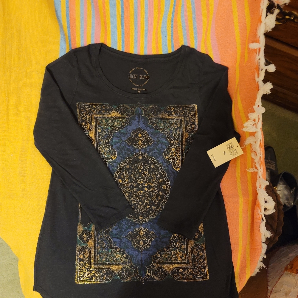 Lucky Brand foil patterned 3/4 sleeve t-shirt xs